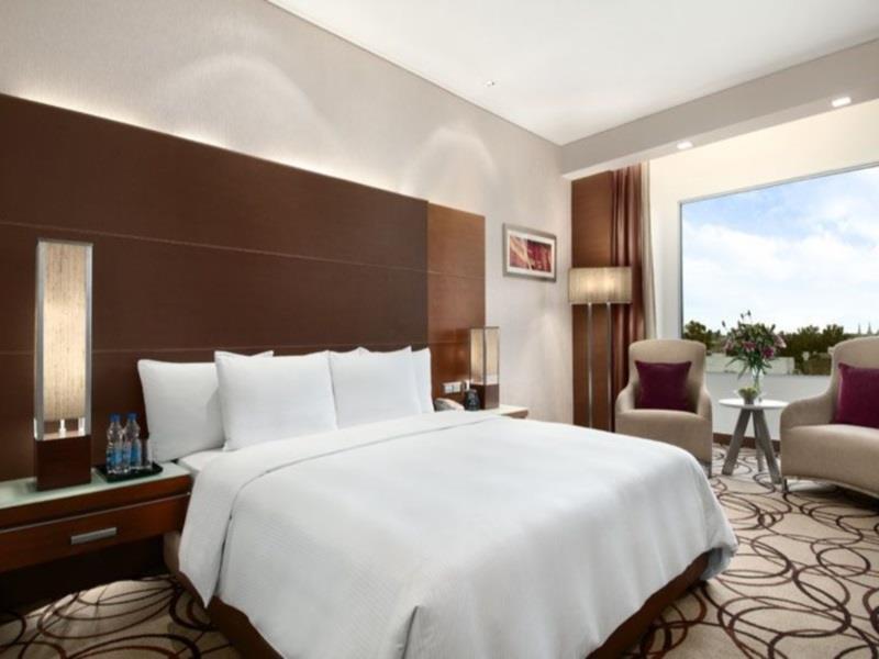 Hotel Delite Grand Faridabad Bagian luar foto